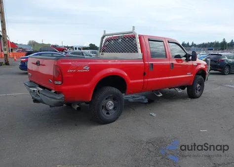 2005 Ford F250 Super Duty z USA, uszkodzony, nr VIN 1FTSW21PX5EC67932